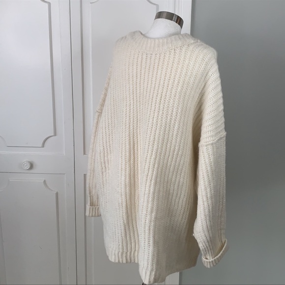 Free People Blue Bell Oversized Scoop Neck Sweater Size Large - NWOT - Picture 7 of 11